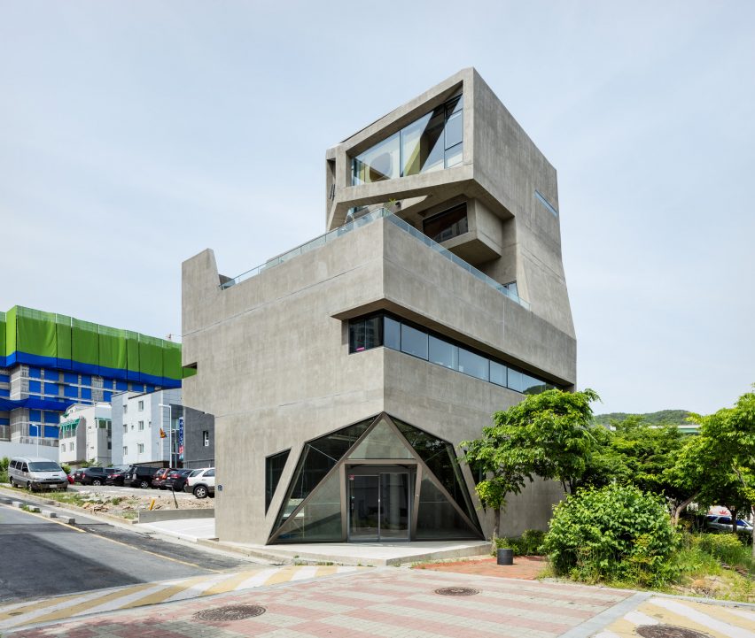 Busan Times by Moon Hoon