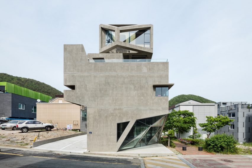 Busan Times by Moon Hoon