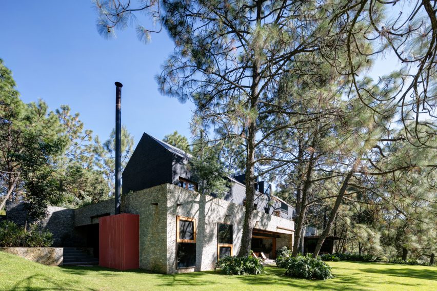 Casa PE by AE Arquitectos