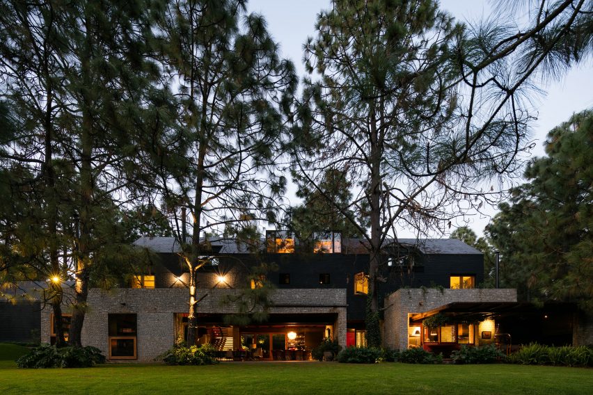 Casa PE by AE Arquitectos
