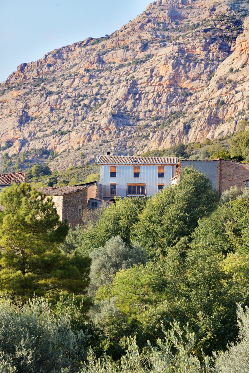 Casa Policarbonat by Bunyesc Arquitectes