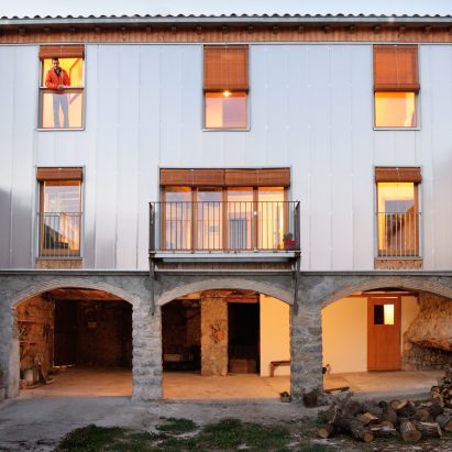 Casa Policarbonat by Bunyesc Arquitectes
