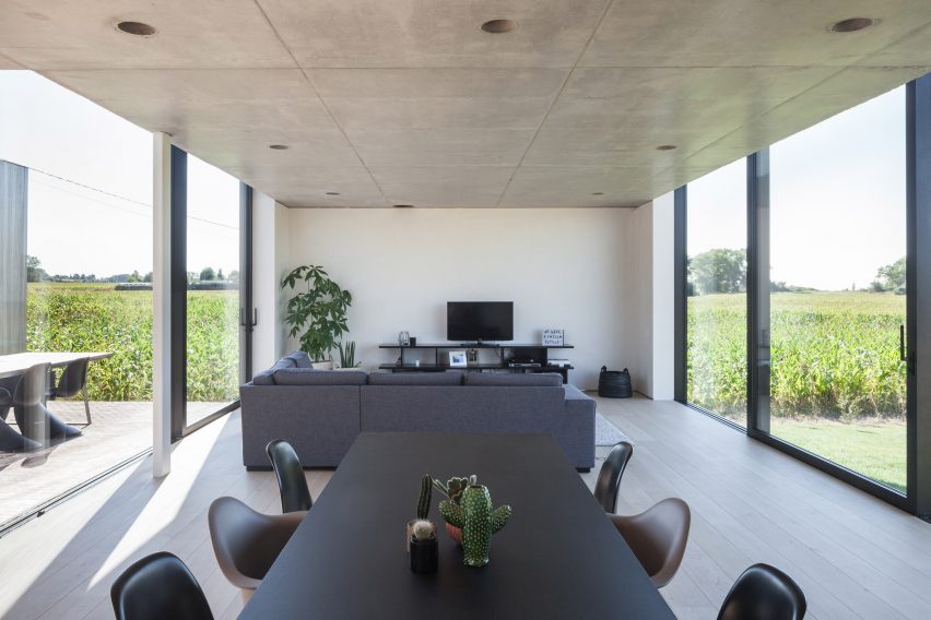 CASWES House by TOOP Architecture