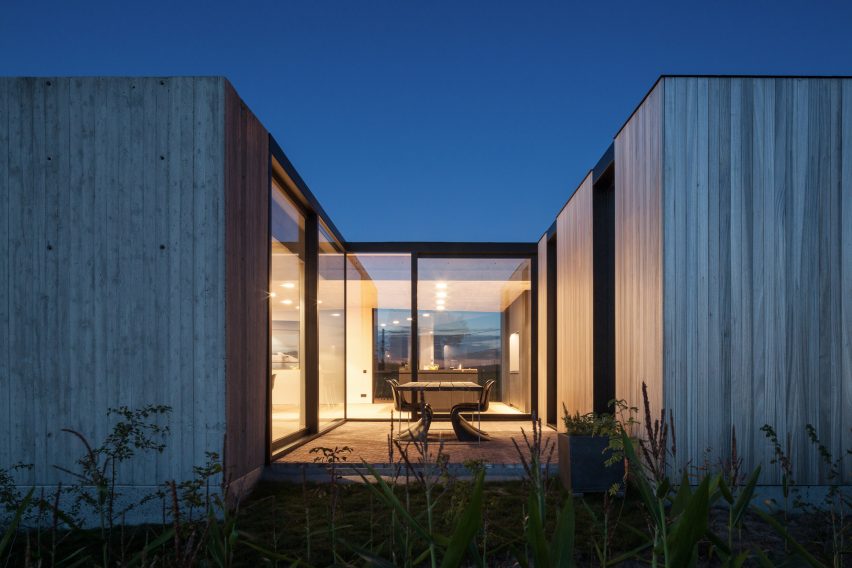 CASWES House by TOOP Architecture
