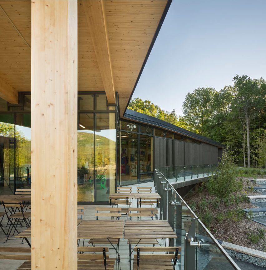 Centre de Services le Bonnalie by Anne Carrier Architecture
