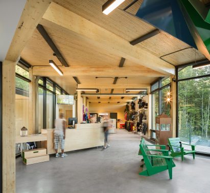 Centre de Services le Bonnalie by Anne Carrier Architecture