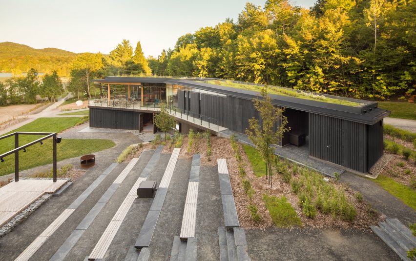 Centre de Services le Bonnalie by Anne Carrier Architecture