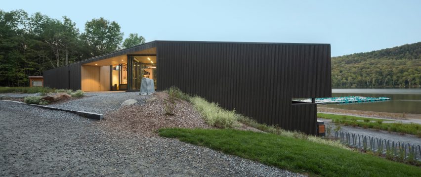 Centre de Services le Bonnalie by Anne Carrier Architecture