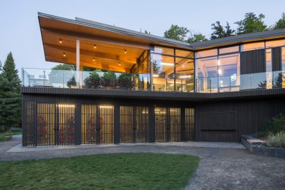 Centre de Services le Bonnalie by Anne Carrier Architecture