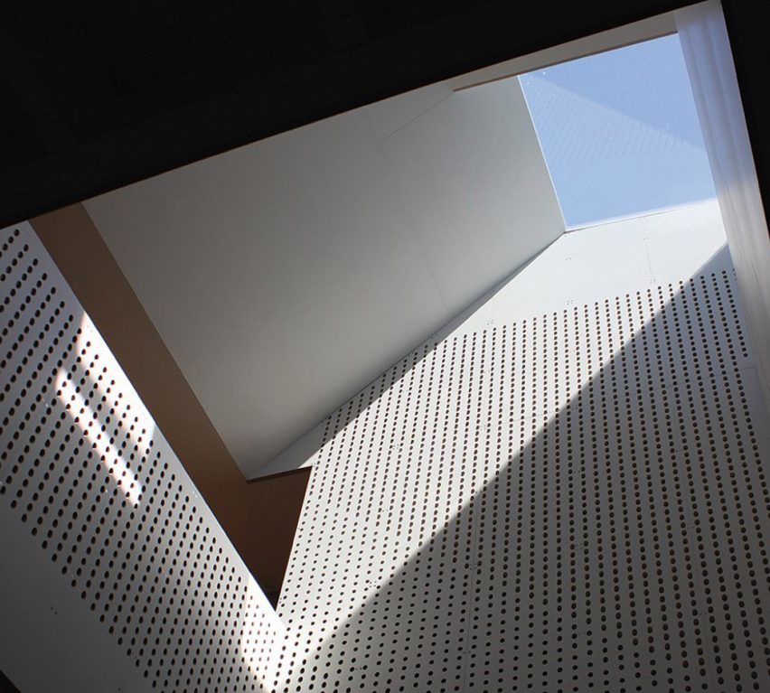 Clinton Hill Courtyard House by O'Neill McVoy