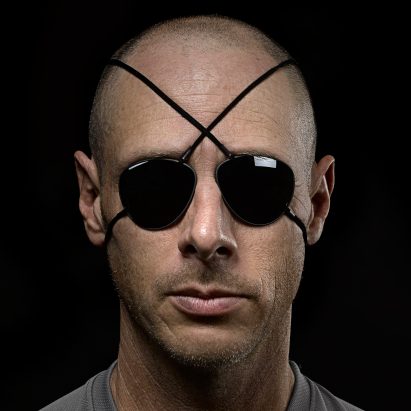 dayan-dayan-design-overview-eyewear-exhibition-design-museum-holon_dezeen_sq