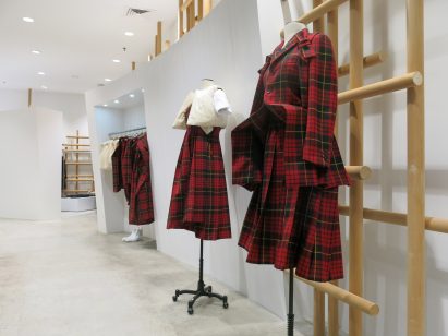 dover-street-market-ny-overhaul-showrooms-interiors-fashion_dezeen_2364_col_12