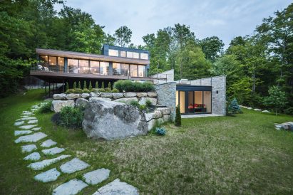 Estrade Residence by MU Architecture