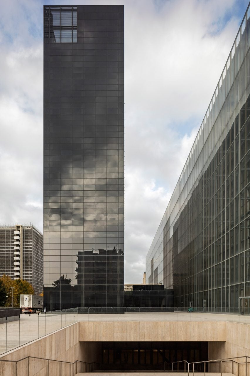 EUR-congress center in Rome by Fuksas