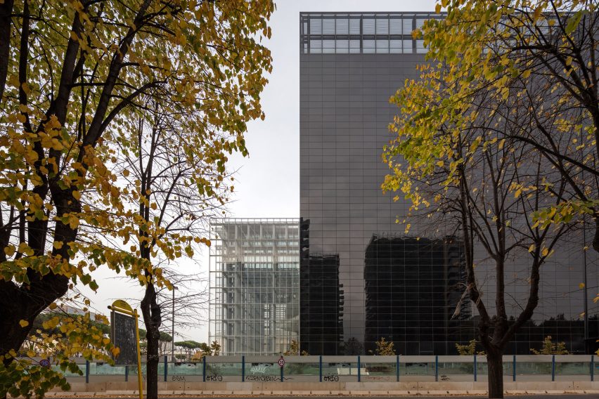 EUR-congress center in Rome by Fuksas