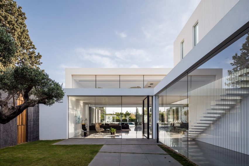 F House by Pitsou Kedem
