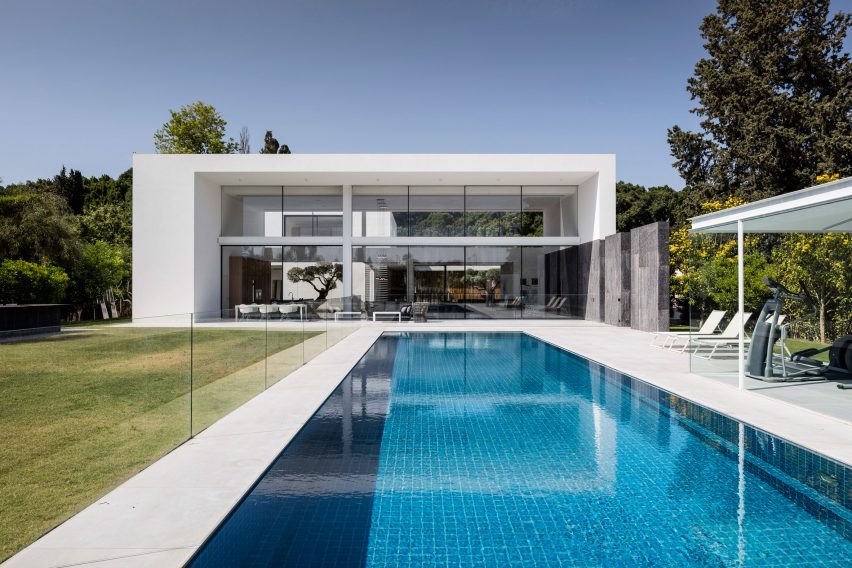 F House by Pitsou Kedem