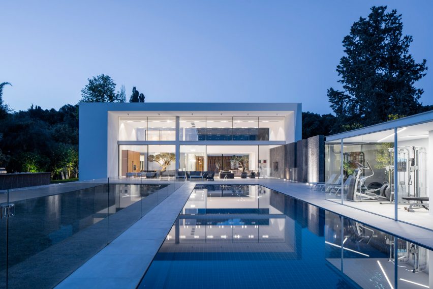 F House by Pitsou Kedem