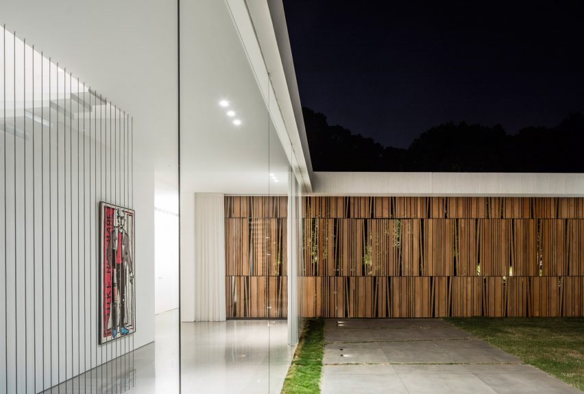 F House by Pitsou Kedem