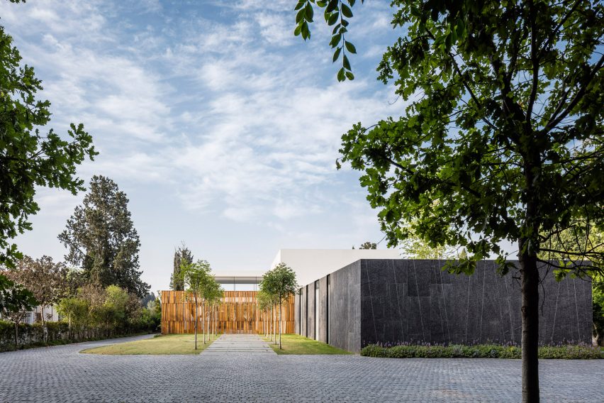 F House by Pitsou Kedem