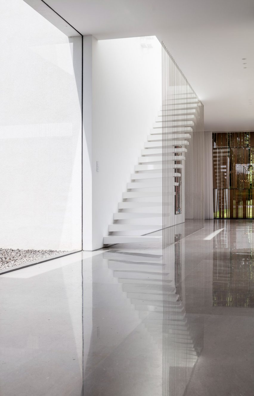 F House by Pitsou Kedem