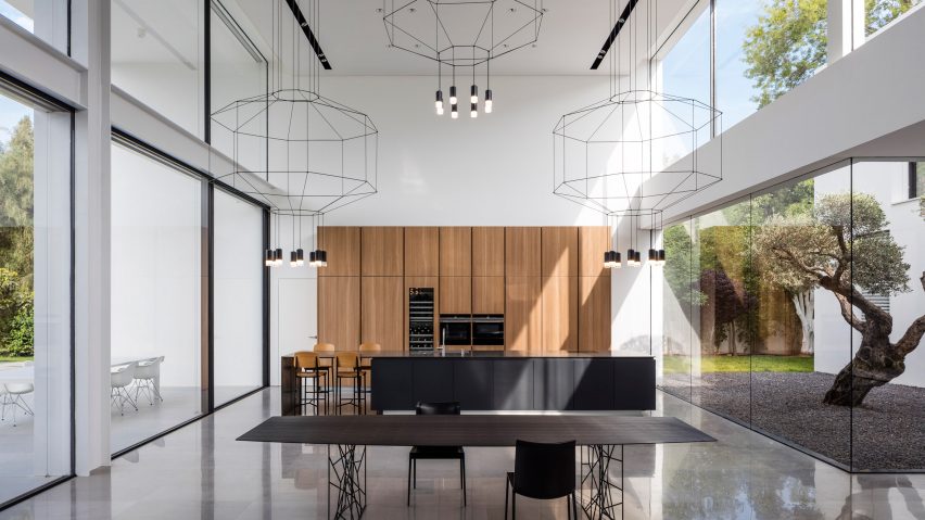 F House by Pitsou Kedem