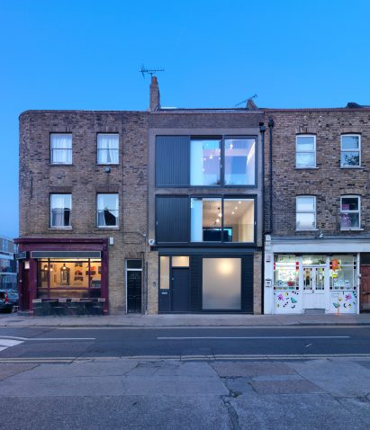 Fissure House by Threefold Architects