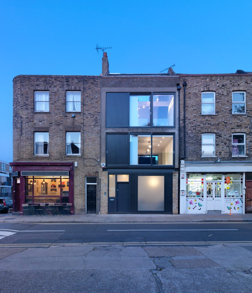 Fissure House by Threefold Architects
