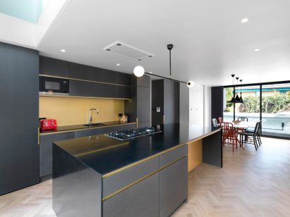 Fissure House by Threefold Architects