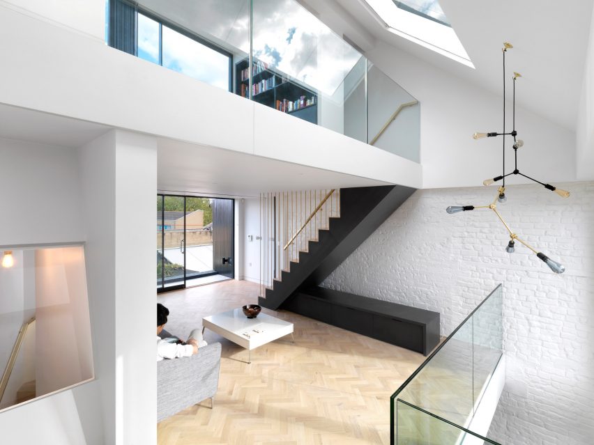 Fissure House by Threefold Architects