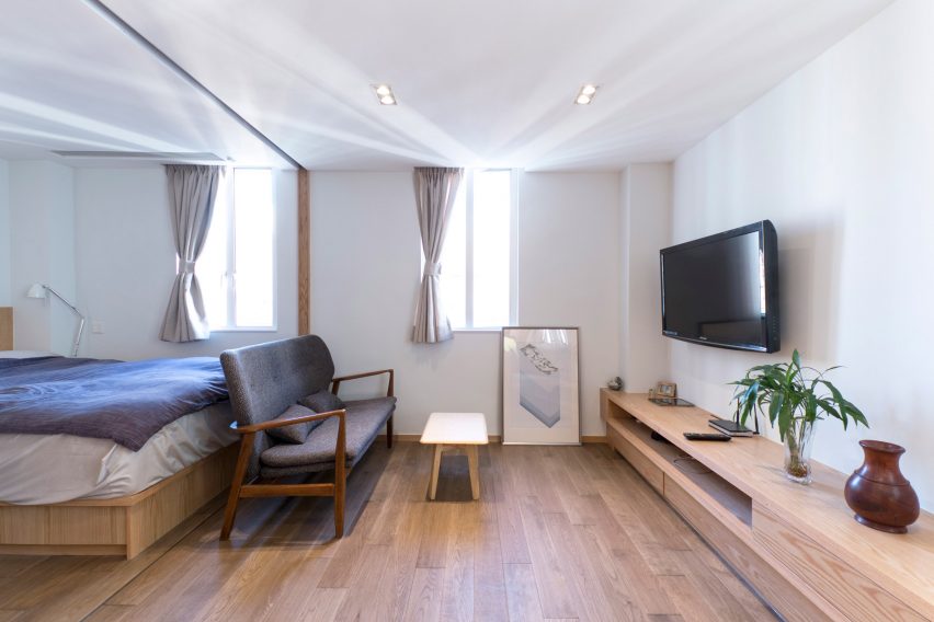 Flat 27A by Design Eight Five Two (DEFT) Hong Kong