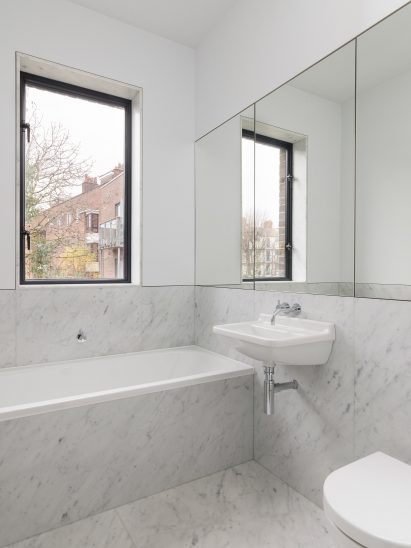 florence-street-gundry-ducker-architecture-residential-houses-london-extensions_dezeen_2364_col_8