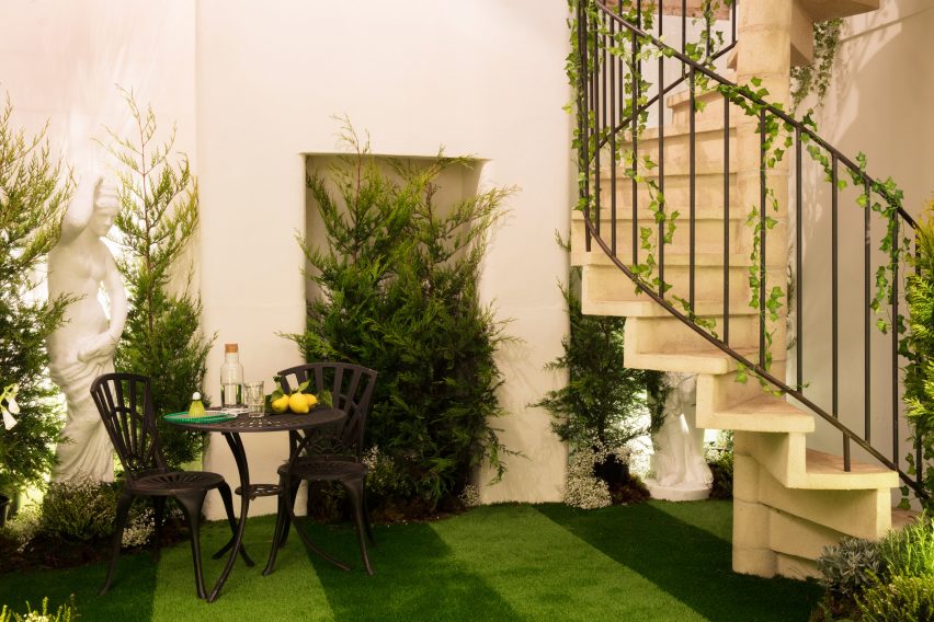 Greenery apartment installation by Airbnb and Pantone