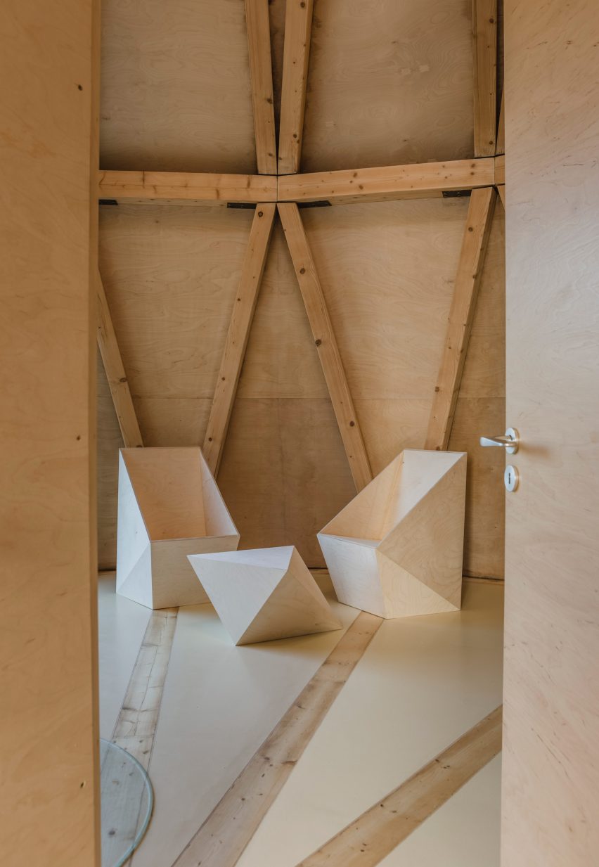 House in the Orchard by Šepka Architekti