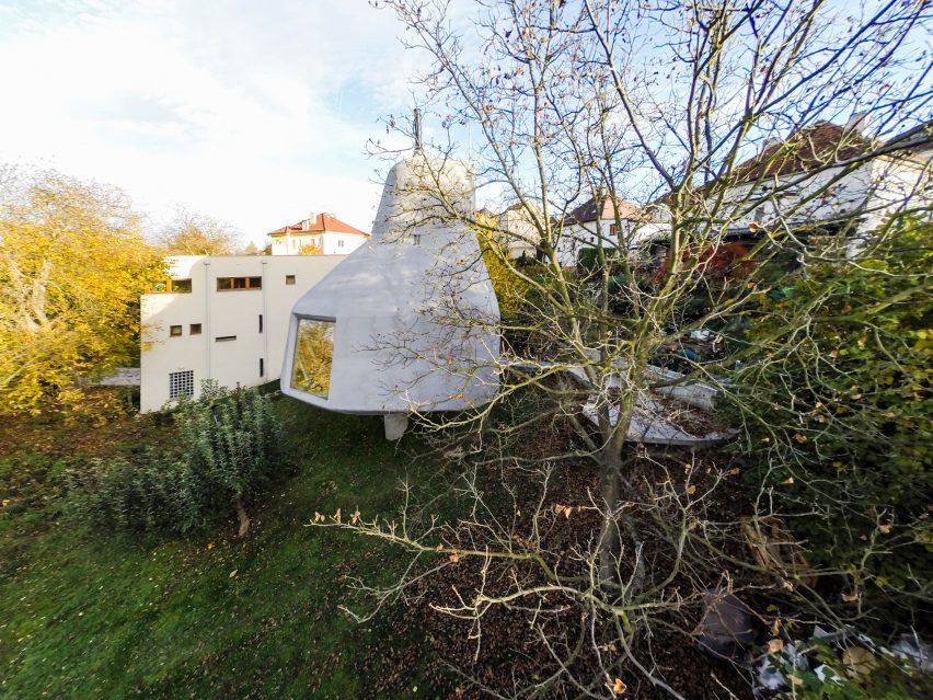House in the Orchard by Šepka Architekti