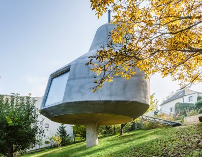 House in the Orchard by Šepka Architekti