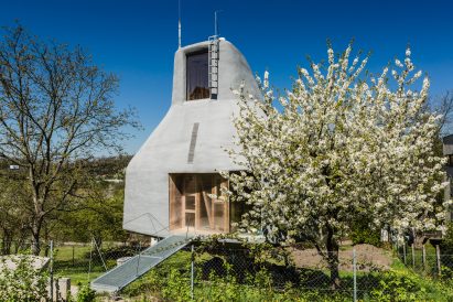 House in the Orchard by Šepka Architekti