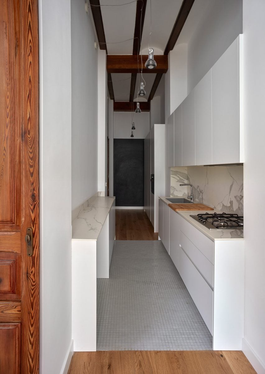 House in Valencia by DG Arquitecto Valencia
