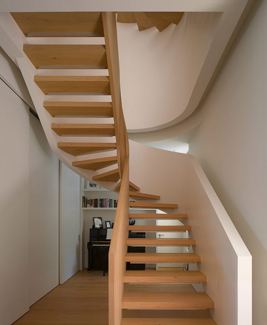 House in Notting Hill Gate by Theis + Khan