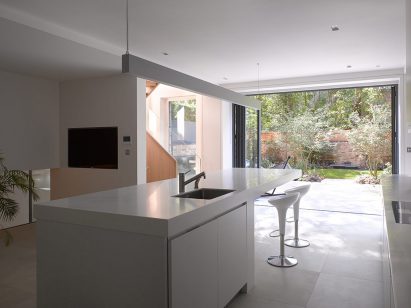 House in Notting Hill Gate by Theis + Khan