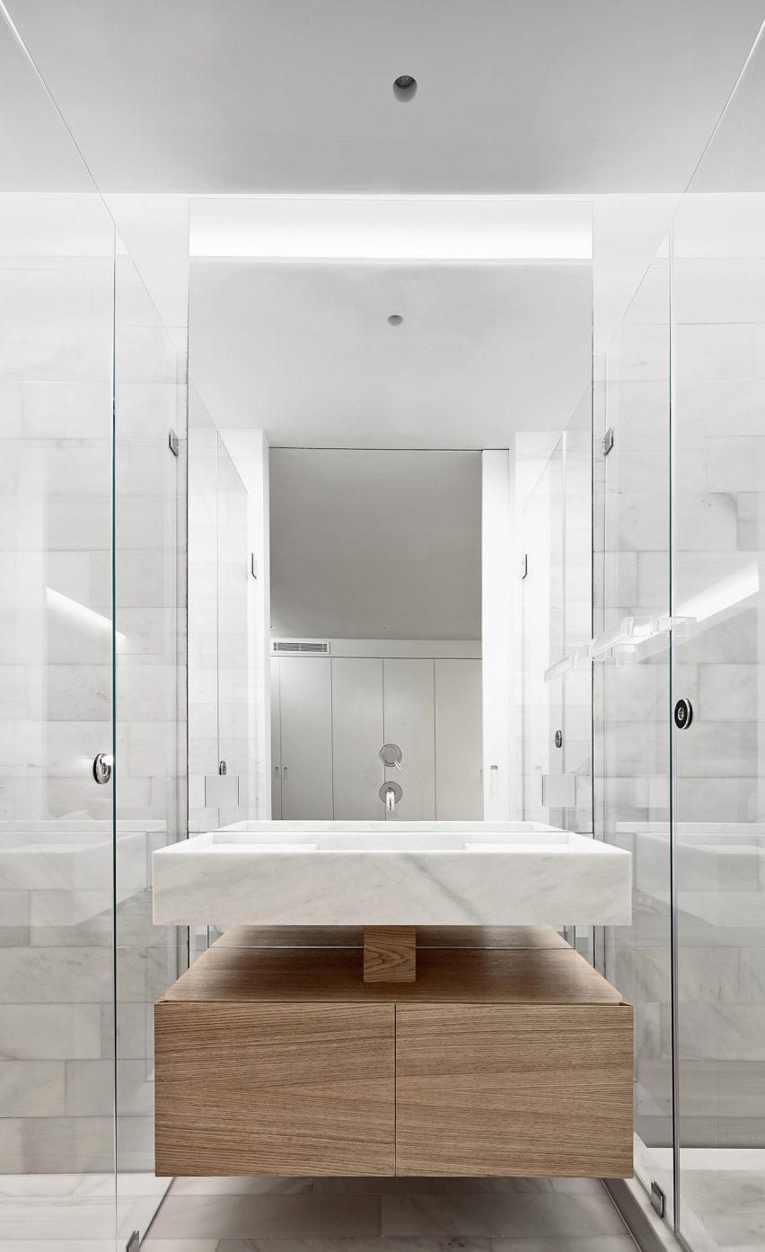House in ODonnell by Lucas y Hernández-Gil