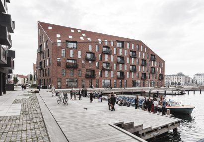 Krøyers Plads by COBE