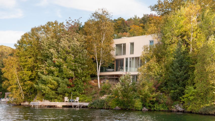 La Grande Passerelle by Atelier Pierre Thibault