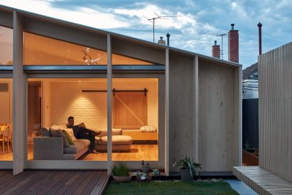 Lean to House by Warc Studio