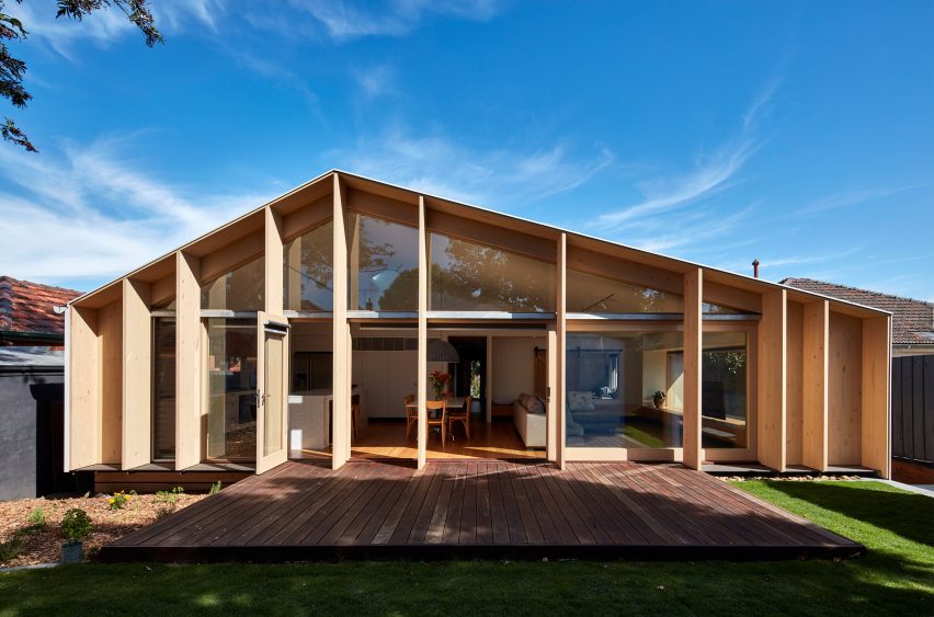 Lean to House by Warc Studio