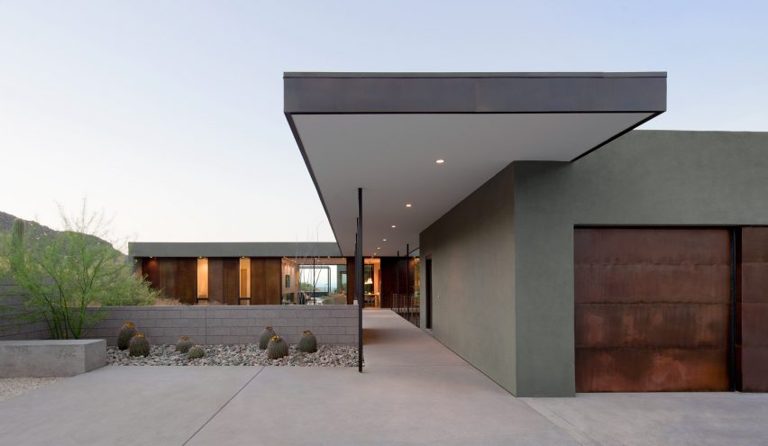 Levin Residence in Arizona by Ibarraro Rosano
