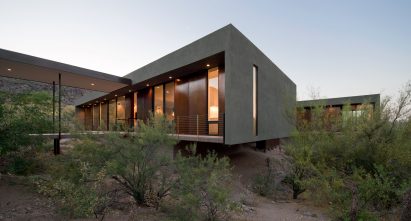 Levin Residence in Arizona by Ibarraro Rosano
