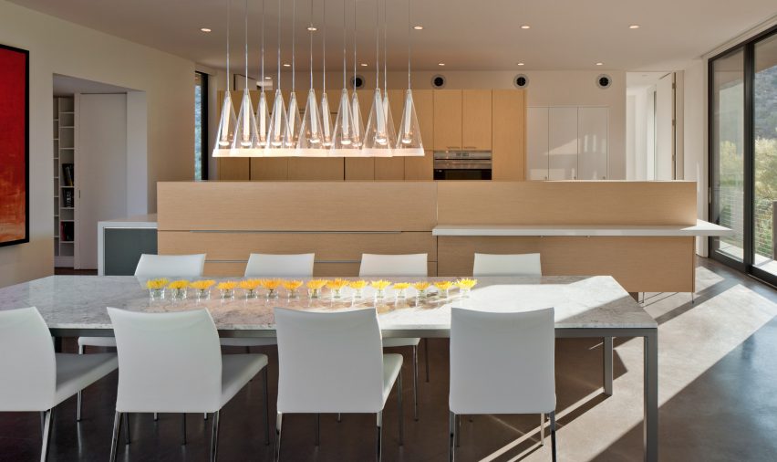 Levin Residence in Arizona by Ibarraro Rosano