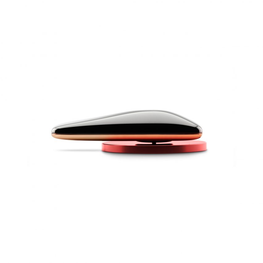 Love turntable by Yves Behar