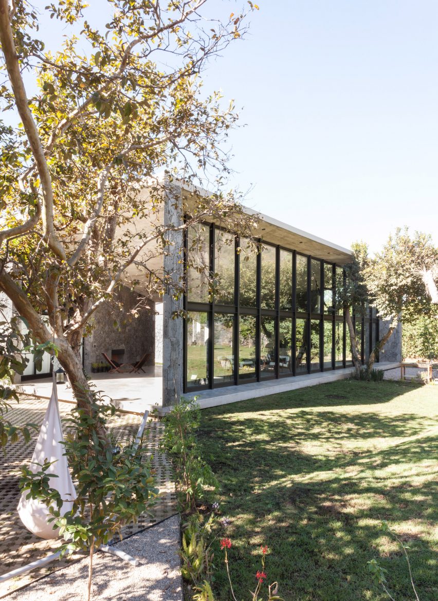 MA House by Cadaval Sola Morales